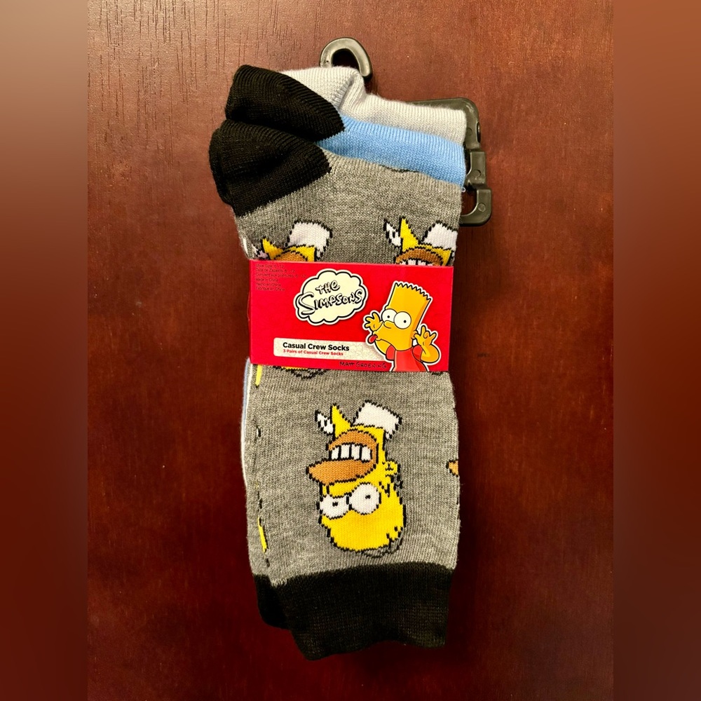 THE SIMPSONS CREW SOCKS NWT MEN’S SHOE SIZE 6-12